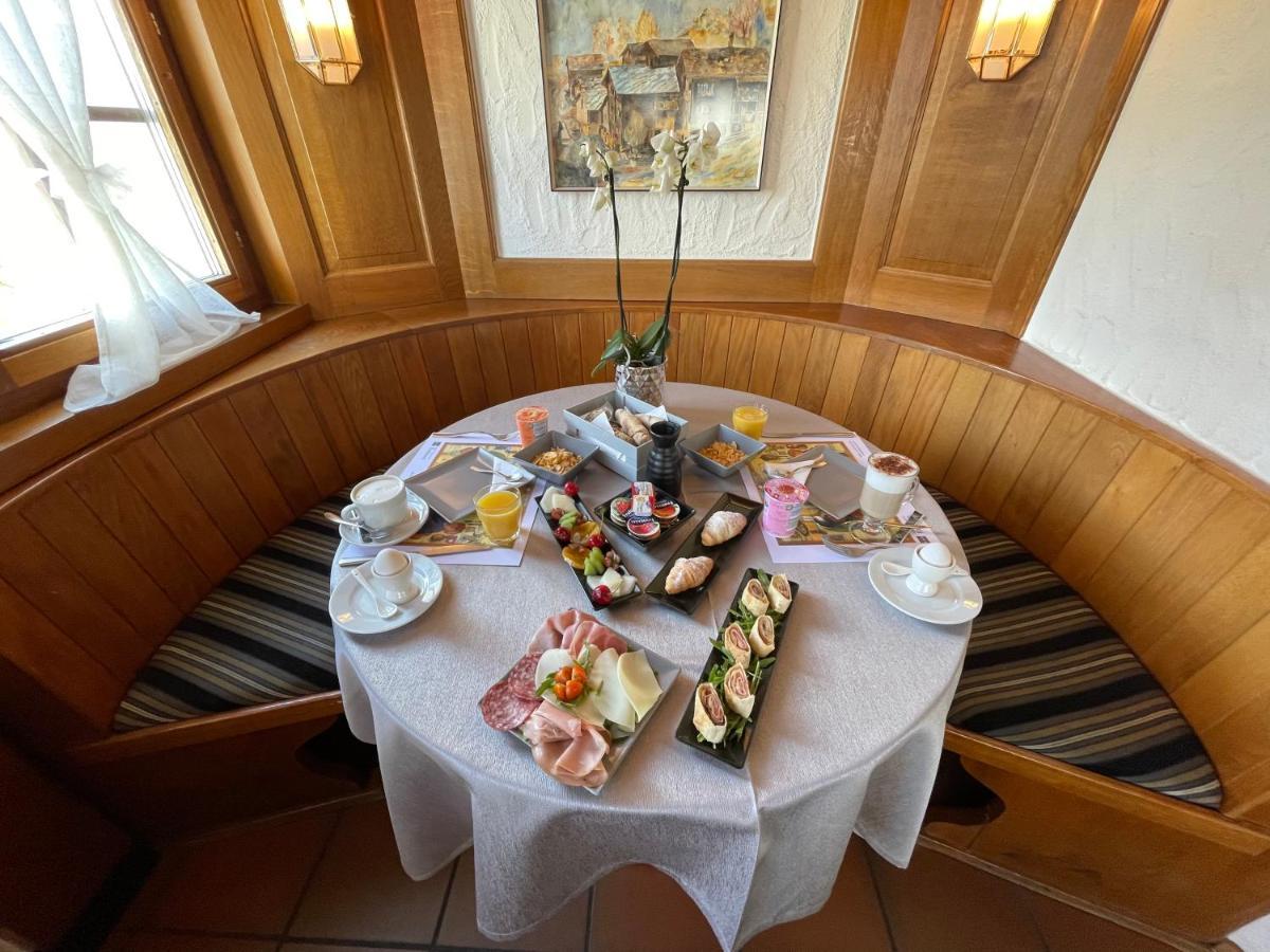 Hotel Restaurant Rothorn Visperterminen Екстер'єр фото